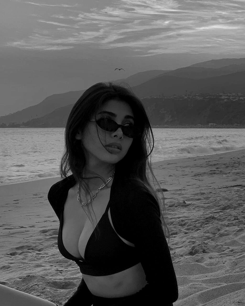 escort avcılar Mina Güzelliğiyle Büyülüyen Cinsten