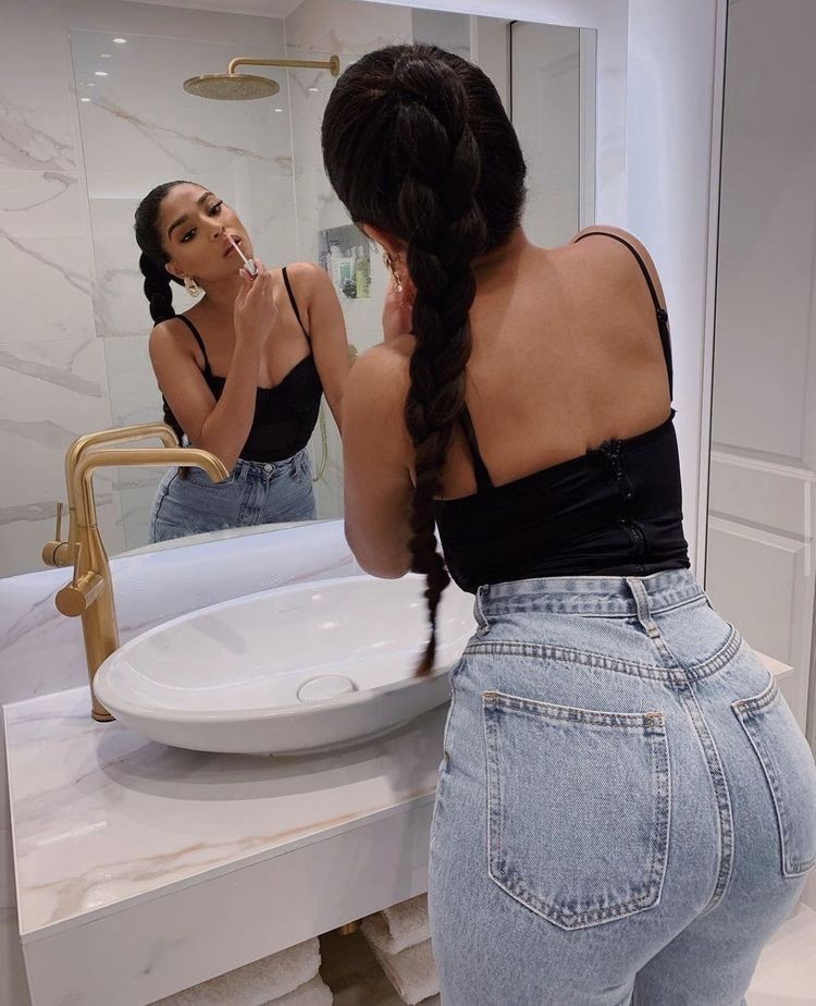 escort bayan esenyurt bayan Naz Hayatın Gizli Rengi